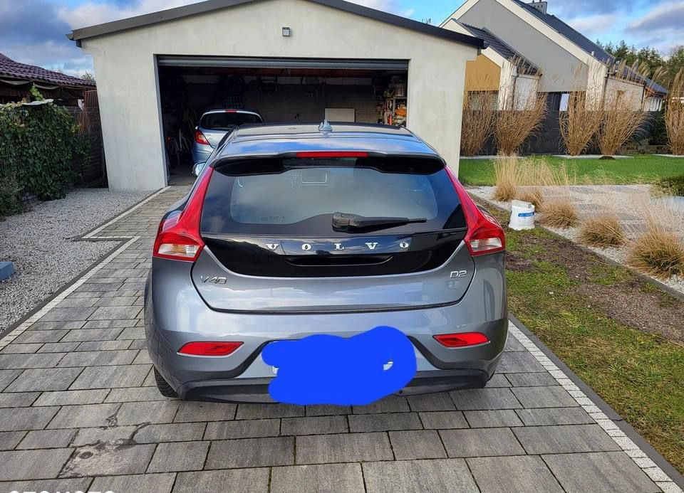 Volvo V40 cena 43900 przebieg: 198000, rok produkcji 2015 z Łaziska Górne małe 56